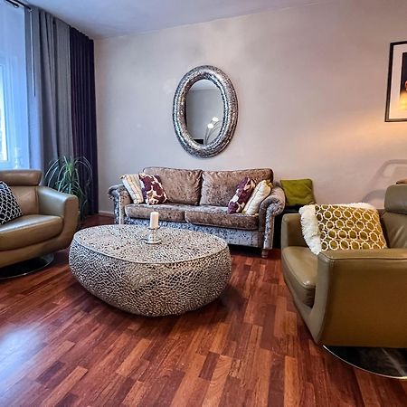 Big, Central And Charming Apartment On Schaafenstrasse Keulen Buitenkant foto