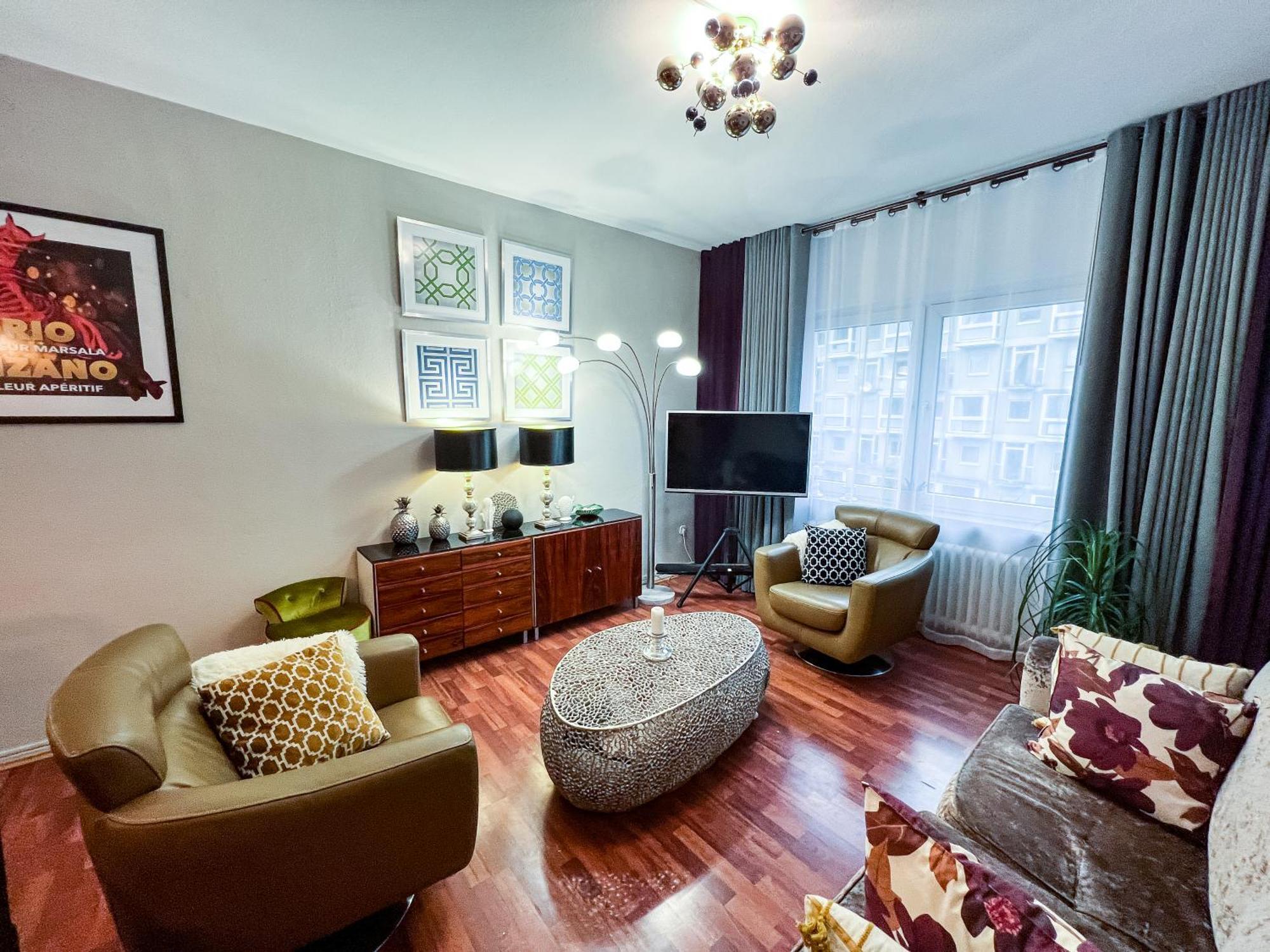 Big, Central And Charming Apartment On Schaafenstrasse Keulen Buitenkant foto